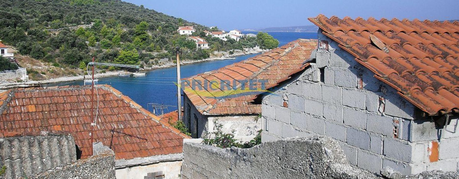 OLD STONE HOUSE FOR RENOVATION 100 m FROM THE BEACH (K 171)